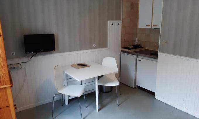 Ax-les-Thermes Apartment | STUDIO COEUR DE VIEILLE VILLE