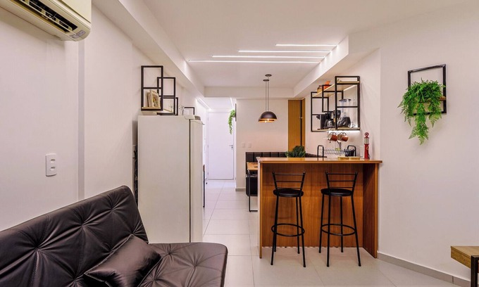 Centro Apartment | Studio completo c/Wi-Fi e varanda no Centro