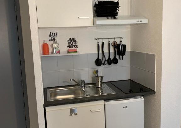 Nevers Apartment | Studio Cosy - centre ville Travail, Week-end, Voyage
