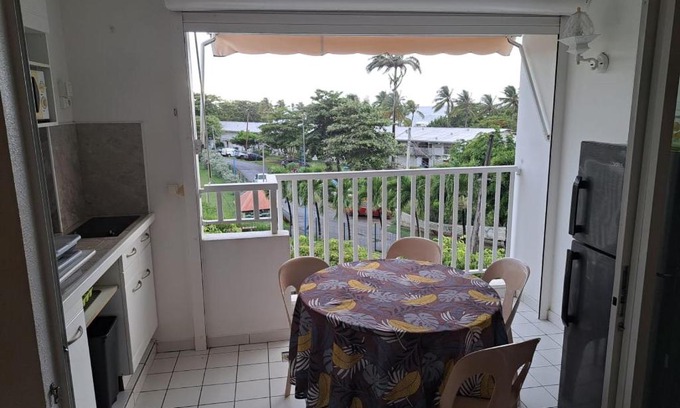 L'Autre-Bord Apartment | Studio cosy les pieds dans l'eau à l'autre bord