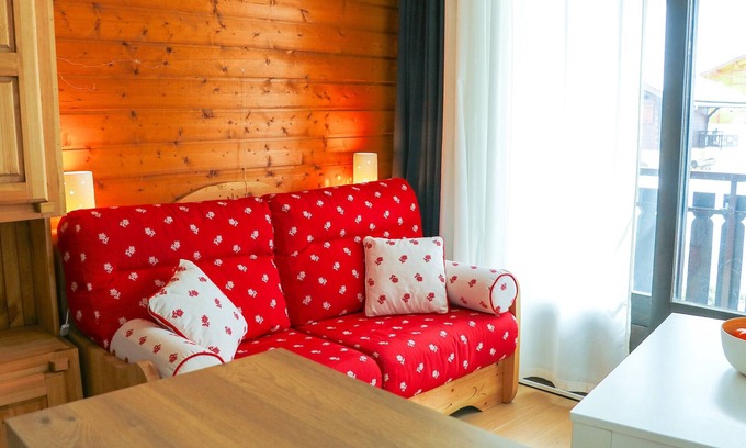 Bernex Apartment | Studio Cozy near Ski Slopes and Hiking Trails in Bernex