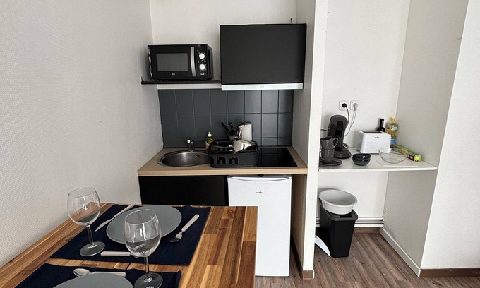 Blain Apartment | Studio downtown blain