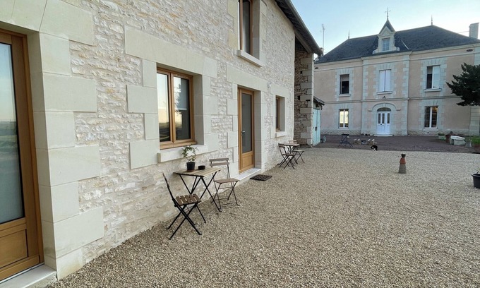 Angliers Apartment | "Studio du Porche"