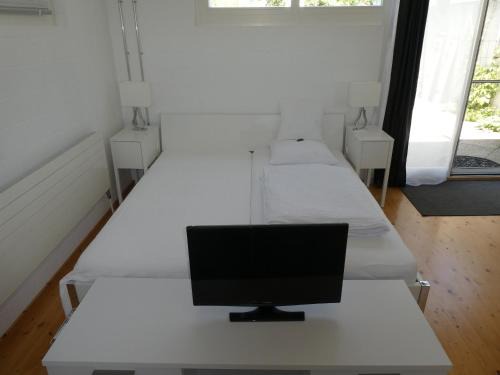 Ueberstorf Bed & Breakfast | Studio Elegant