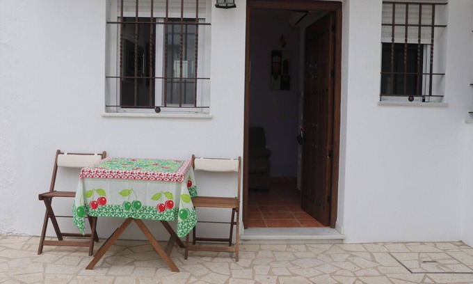 Conil de la Frontera City Center Apartment | Studio Extramuros in the town centre