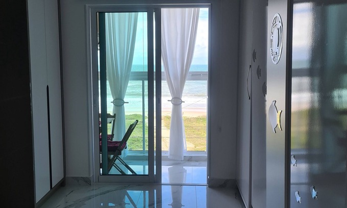 Matinhos Apartment | Studio facing the sea