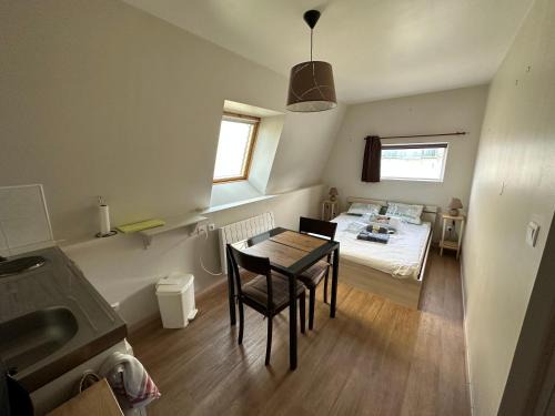 Nesle Apartment | Studio Felix 2
