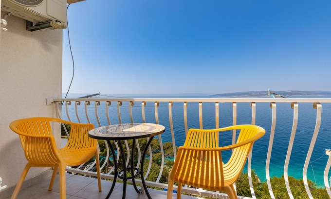 Bratus Apartment | Studio flat near beach Bratuš, Makarska (AS-22135-a)
