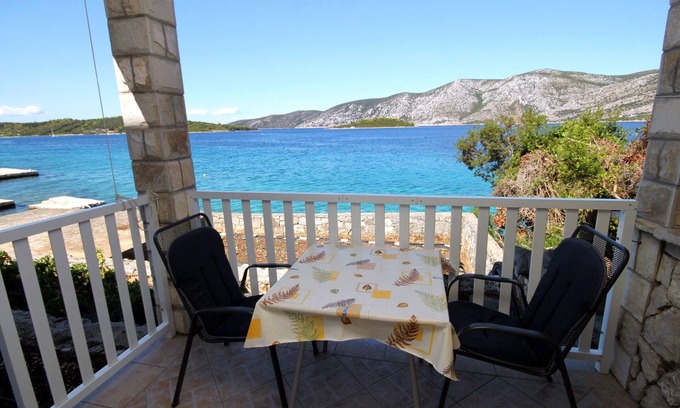 Kneza Apartment | Studio flat near beach Kneža, Korčula (AS-9166-a)