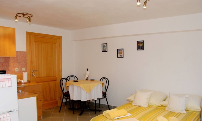 Soline Apartment | Studio flat Soline, Krk (AS-18787-c)