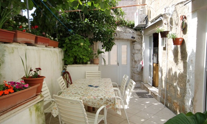 Cavtat Old Town Apartment | Studio flat with air-conditioning Cavtat, Dubrovnik (AS-8966-a)