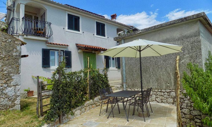 Zagore Apartment | Studio flat with terrace and sea view Zagore, Opatija (AS-13277-a)