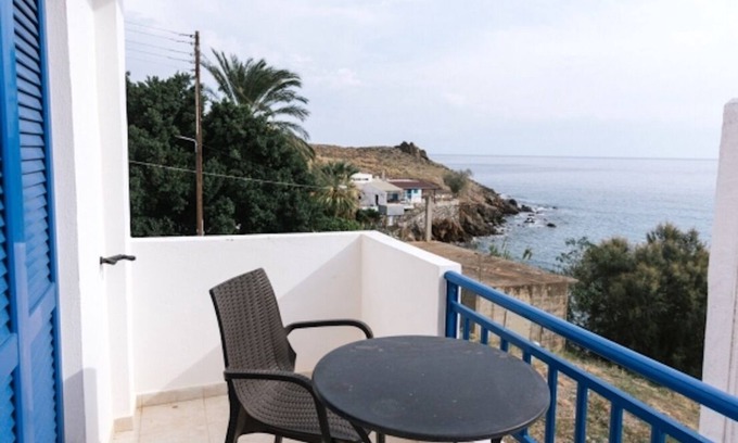 Lentas Apartment | Studio for 2 people in Lentas right on the beach