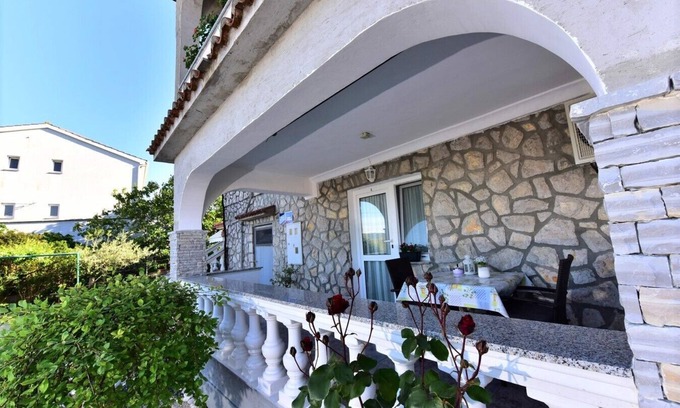 Salatic Apartment | Studio for 2 people, quiet location, barbecue facilities