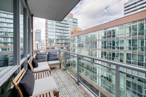 Old Town House | Studio Gem in the lovely Waterfront Communities