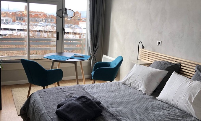Les Chalets - Saint-Aubin - Saint-Etienne Apartment | STUDIO HYPER CENTER WITH PARKING