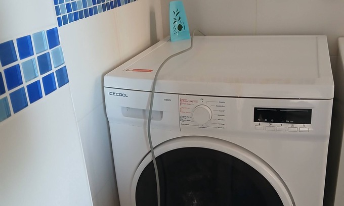 R.E.N.F.E. Apartment | Studio in front of María Zambrano Station. One step away from everything.