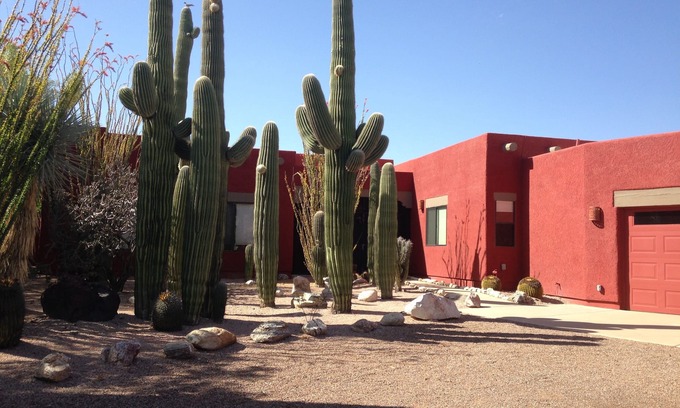 Tanque Verde Apartment | Studio in Tucson AZ, private, on the road to Mount Lemmon.