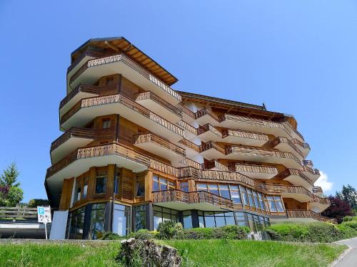 Villars-sur-Ollon Apartment | Studio Le Bristol B36 by Interhome