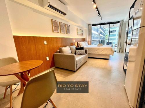 Leblon Apartment | Studio Leblon - Moderno com piscina e academia.