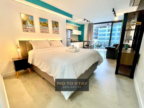 Leblon Apartment | Studio Leblon - Modern with pool and gym.