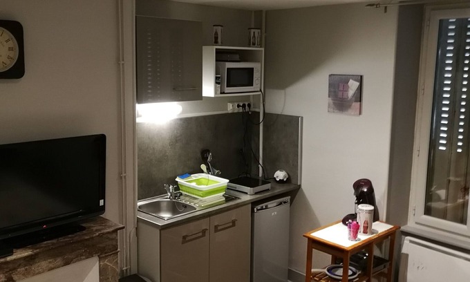 Limoges Apartment | Studio Limoges downtown!
