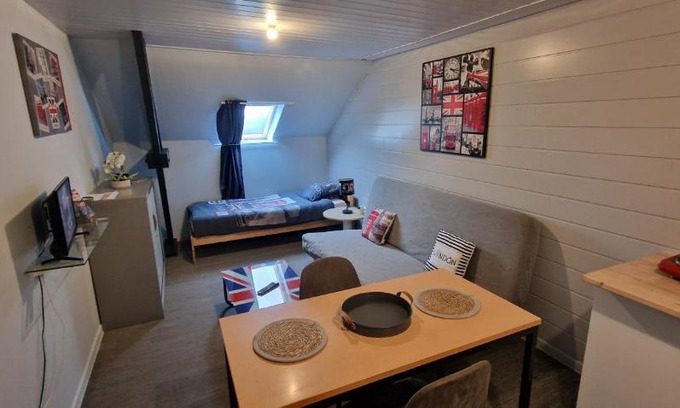 Hazebrouck Apartment | Studio Londres