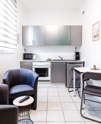 Bais Apartment | Studio lumineux idéalement situé