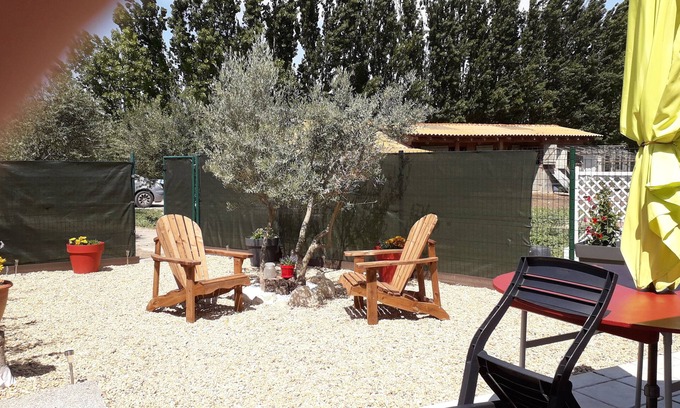 Vendres Apartment | studio mini farm