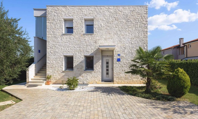 Đuba Apartment | Studio mit Terrasse und Klimaanlage