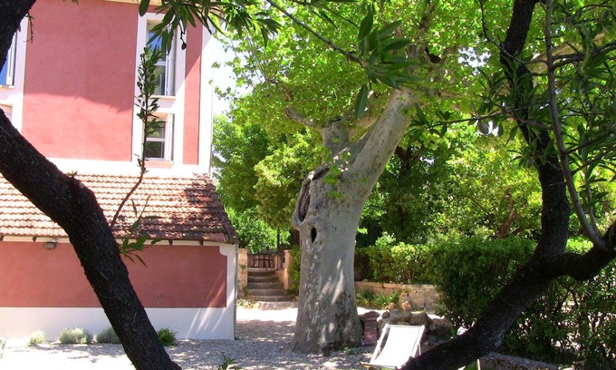 Orange Apartment | Studio new condition independent garden, Avignon festival