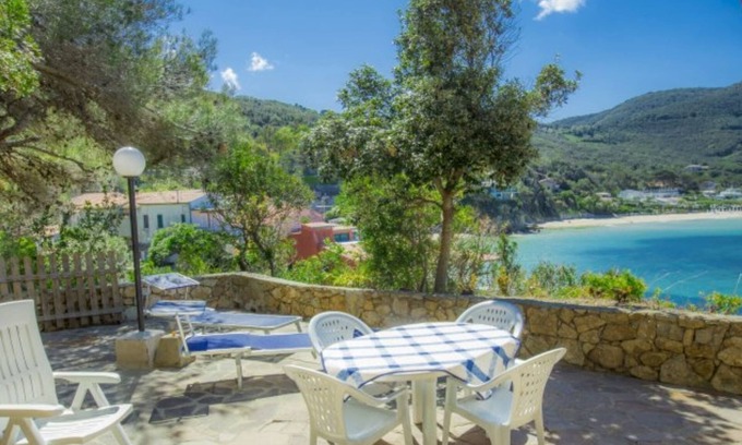 Scaglieri Apartment | Studio overlooking Scaglieri beach