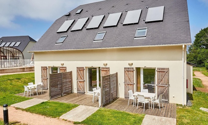 Auberville Apartment | Studio proche de la Plage!