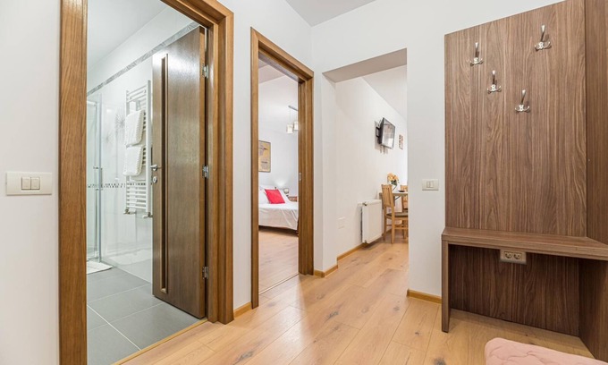 Tractorul Apartment | Studio Roberta Brasov