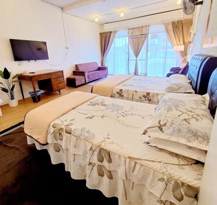 Batu Buruk House | Studio Room Bourgenvilla Jalan Budiman Batu Burok KTrg