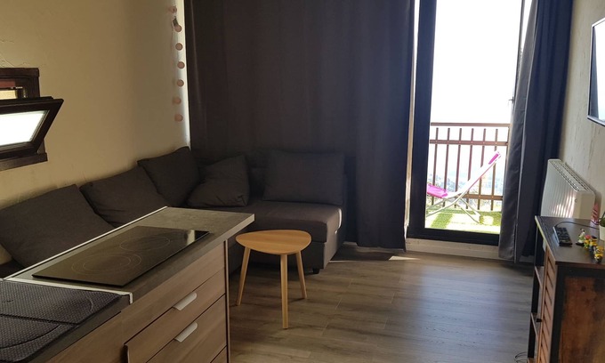 Saint-Honore Apartment | Studio Saint Honore 1500 l