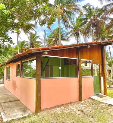 Caravelas House | Studio Salmão, beira da água, área Gourmet - Mar Doce!