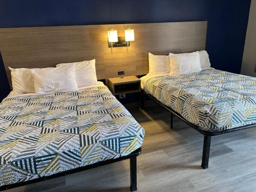 Twin Brook Hotel | Studio Suites Extended Stay Chattanooga