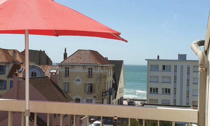 Wimereux Apartment | STUDIO TERRACE SEA VIEW + FREE PRIVATE PARKING in WIMEREUX Côte d ' Opale