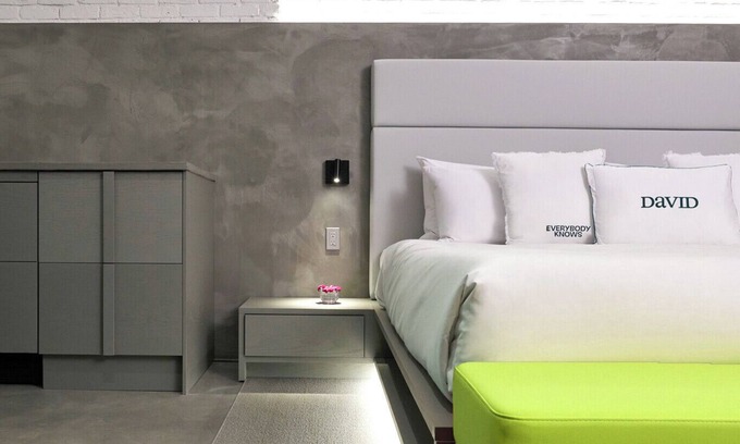 Old Montreal Apartment | STUDIO | The Monochromatic