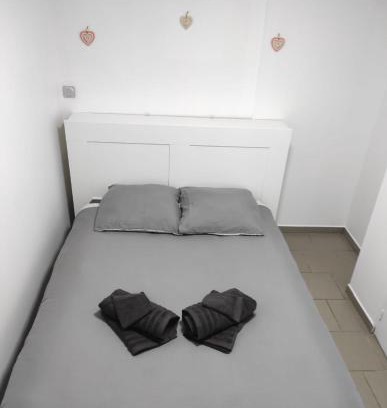 Sin-le-Noble Apartment | Studio tout confort avec cuisine & wifi smart tv, 5 min de Douai
