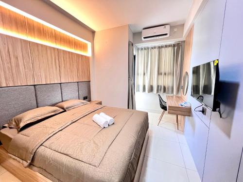 Lubuk Baja Apartment | Studio Unit in Baloi Apartment - Pool View Free WIFI Smart Tv