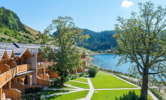 Puchberg Am Schneeberg Apartment | Studio with lake view - CHALET am Schneeberg See