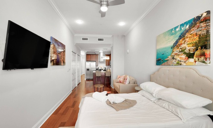 North Philadelphia East Apartment | Studio w/Pool & Scenic Rooftop