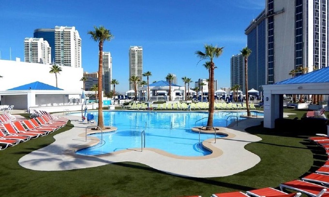 Las Vegas Apartment | STUDIO WESTGATE LAS VEGAS RESORT & CASINO- 6 ONSITE BARS, MONARAIL