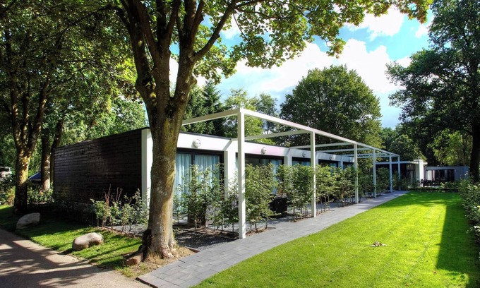 Schaarsbergen House | Studio with breakfast box and a terrace