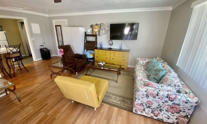 Spring Valley Apartment | Studio with Full Kitchen Private Entrance