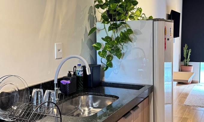 Nova Andradina House | Studio with garage near main avenue