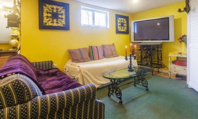 White Plains Apartment | Studio With Private Entrance At Cozy Homeva 1/2 An Hour From NYC