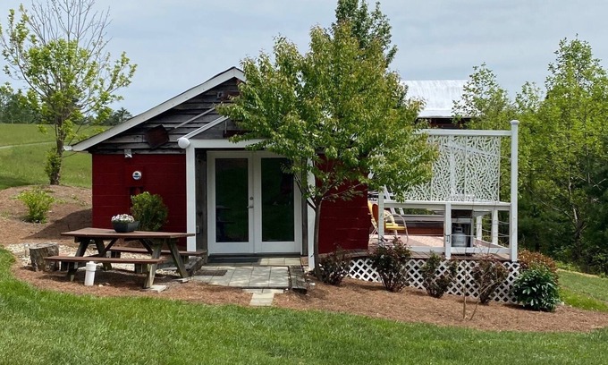 Copper Hill Apartment | Studio with quiet, bucolic, country setting w/hiking trails, pond, and hot tub.